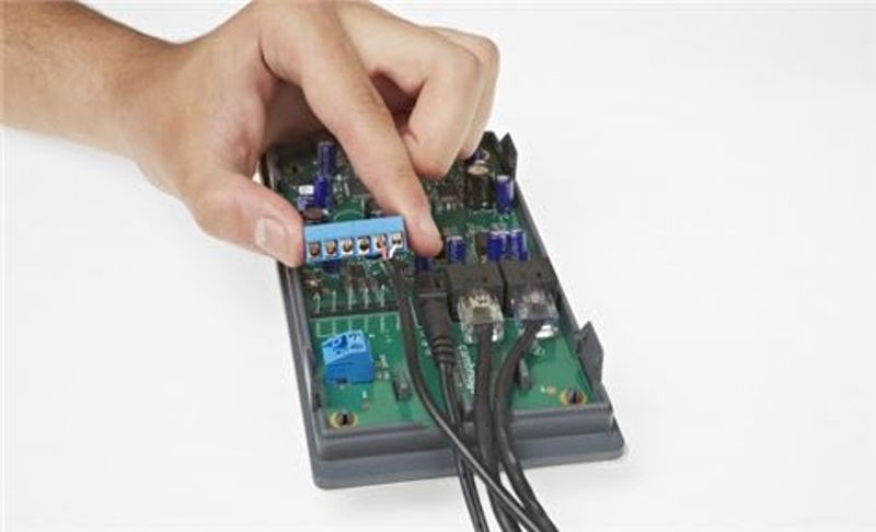 Cambridge Qt-100, 1-zone sound masking kontroll modul